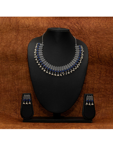 Deep Blue Stone Choker with Pretty Hangings and Earrings